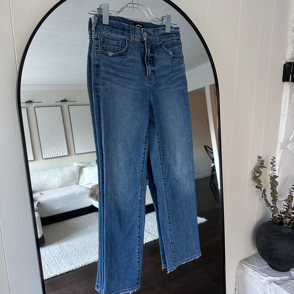 Express Women's Straight Leg Blue Jeans